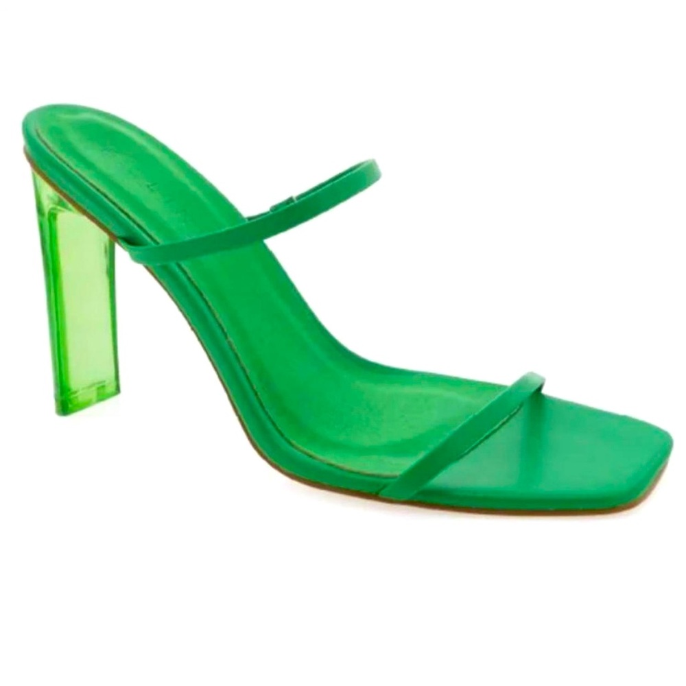 BIlLLINI Green Block Heel Mules SIZE 10
Brand New with original Box